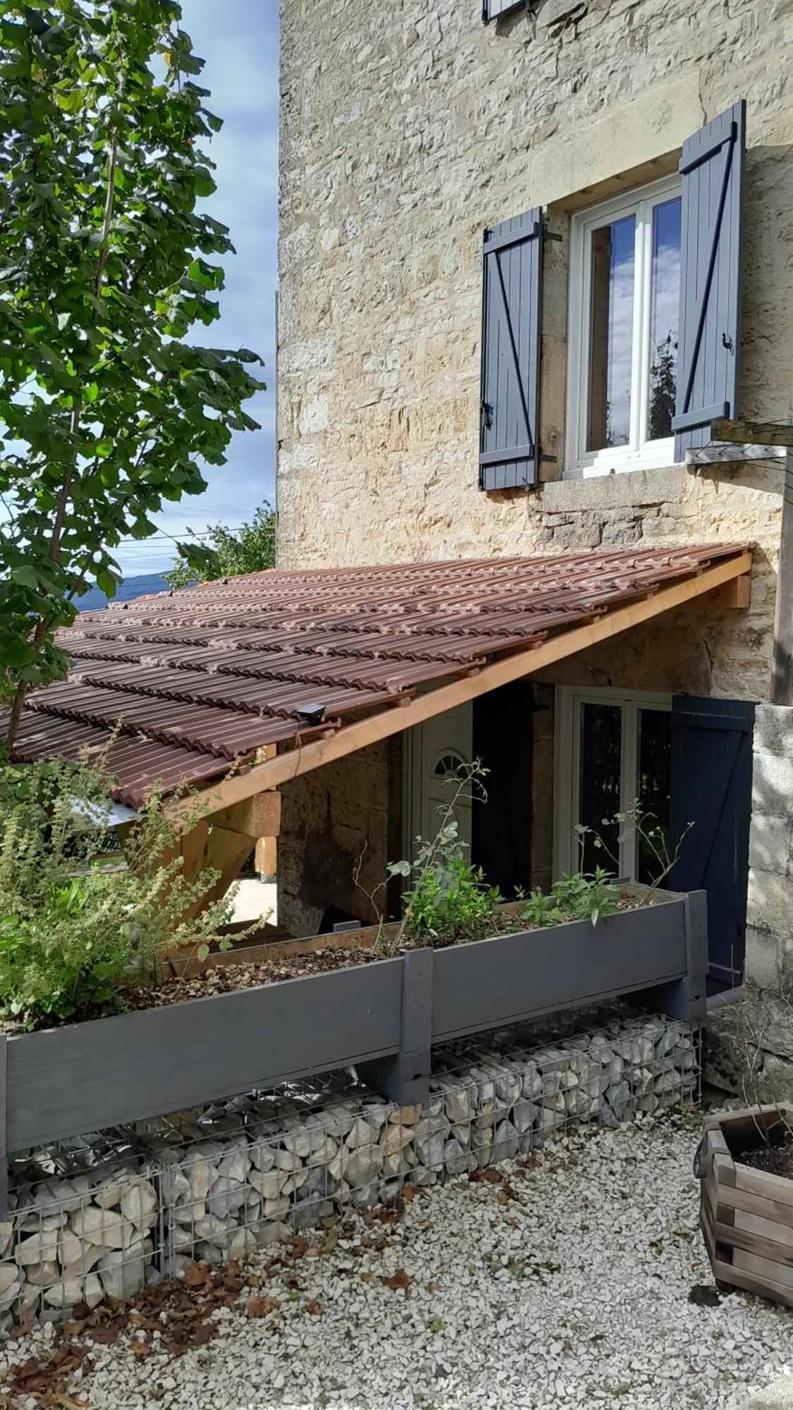 Maison Renove En Pierre Crotenay Exterior photo